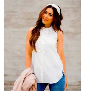 BNWOT Ruffle Button-up Tank Blouse - white size L